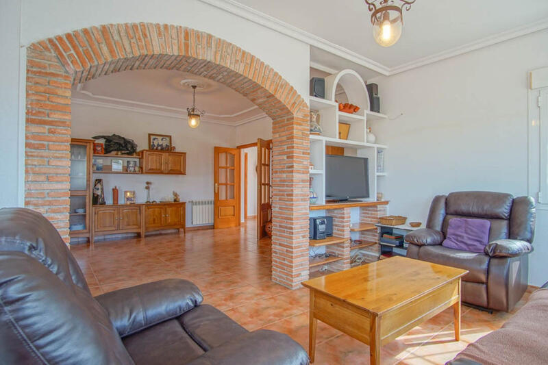 5 bedroom Villa for sale