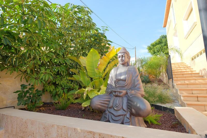 6 спальная комната вилла продается в Calpe, Alicante