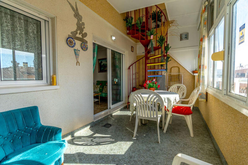 3 спальная комната квартира продается в Torrevieja, Alicante