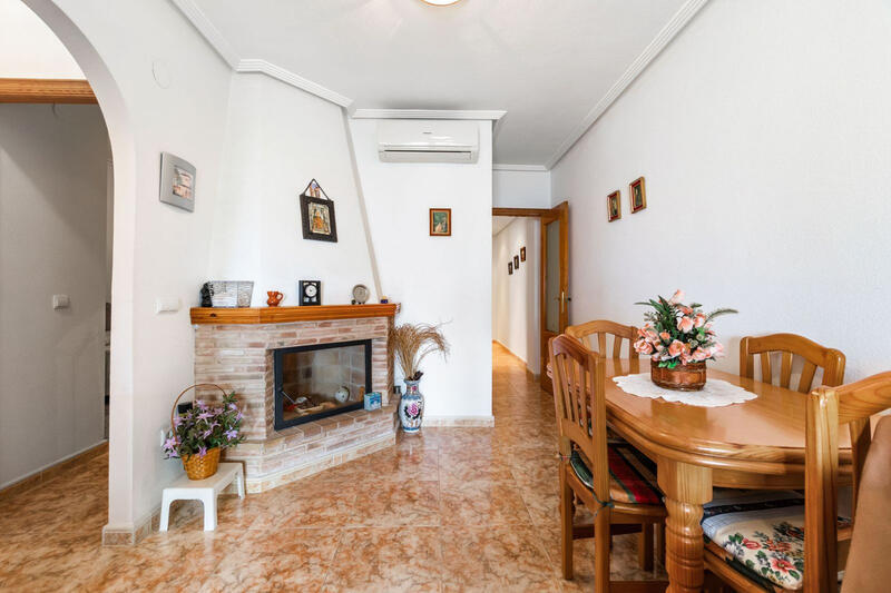 3 спальная комната квартира продается в Torrevieja, Alicante
