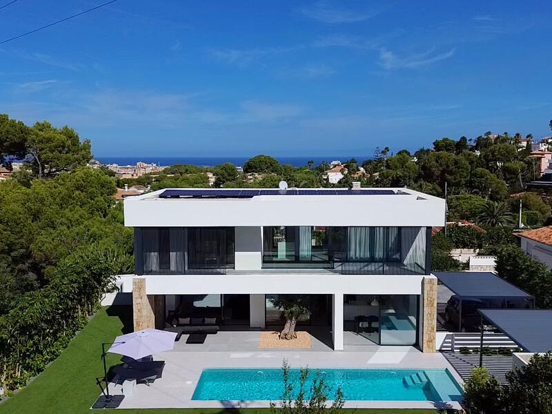 4 soveværelse Villa til salg i Denia, Alicante