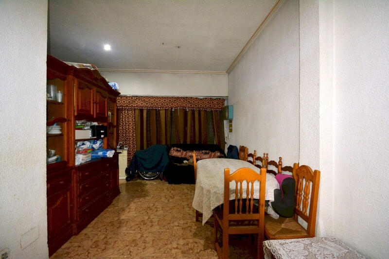 4 slaapkamer Gezinswoning Te koop in Guardamar del Segura, Alicante