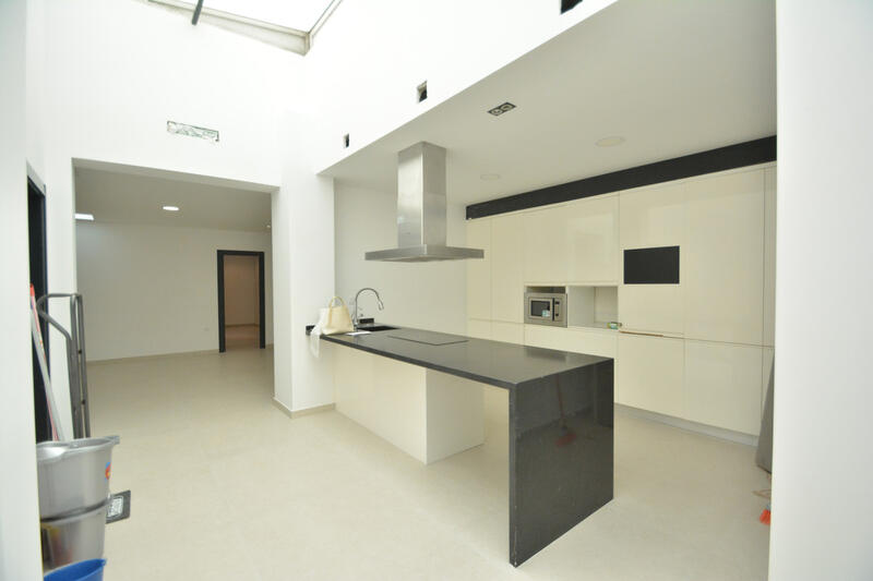 4 Cuarto Villa en venta