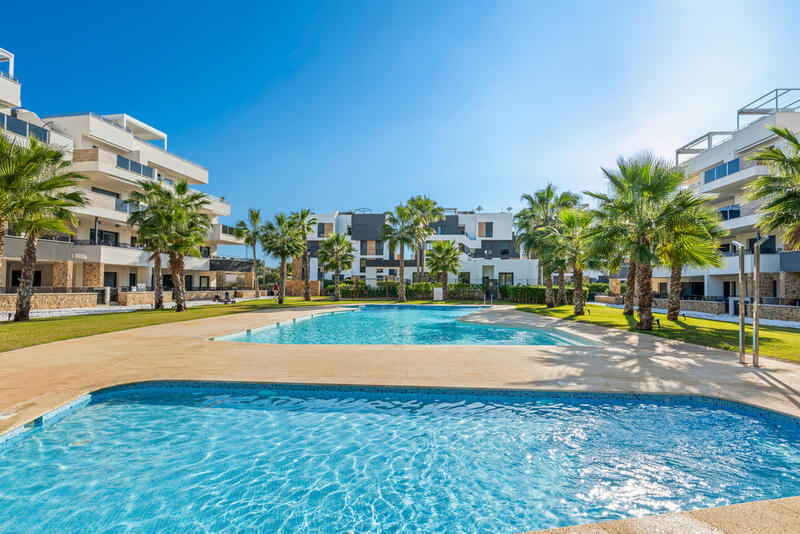 2 bedroom Apartment for sale in Villamartin, Alicante