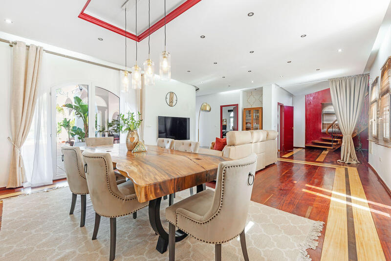 6 slaapkamer Villa Te koop