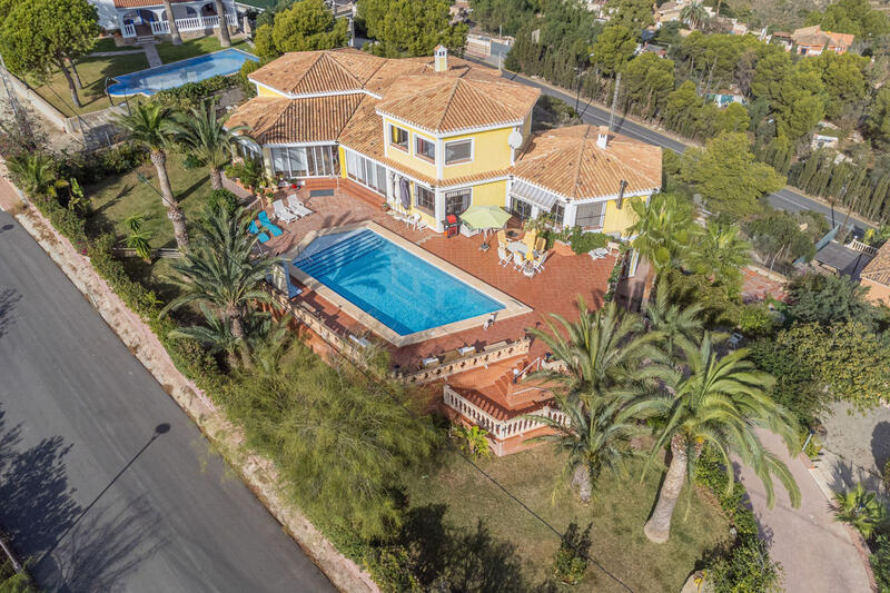5 sovrum Villa till salu i El Campello, Alicante