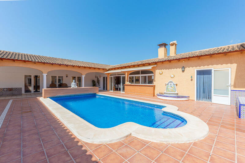 5 chambre Villa à vendre dans Busot, Alicante
