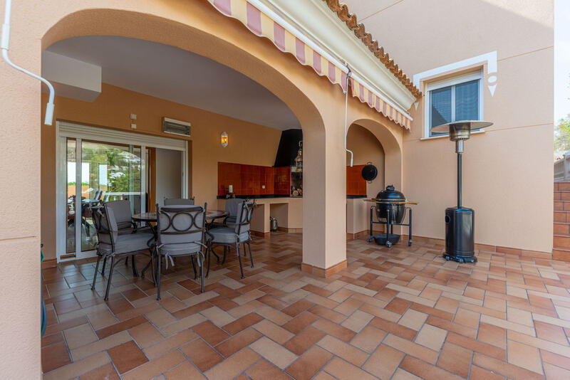 5 Cuarto Villa en venta