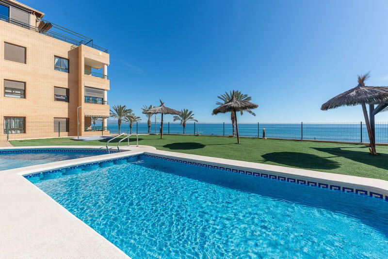 3 bedroom Apartment for sale