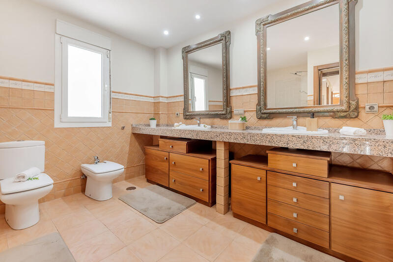 6 chambre Villa à vendre