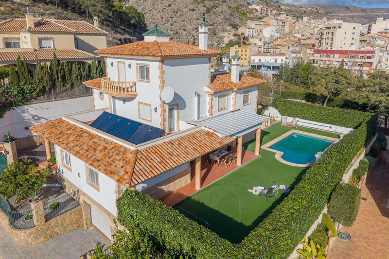 6 chambre Villa à vendre
