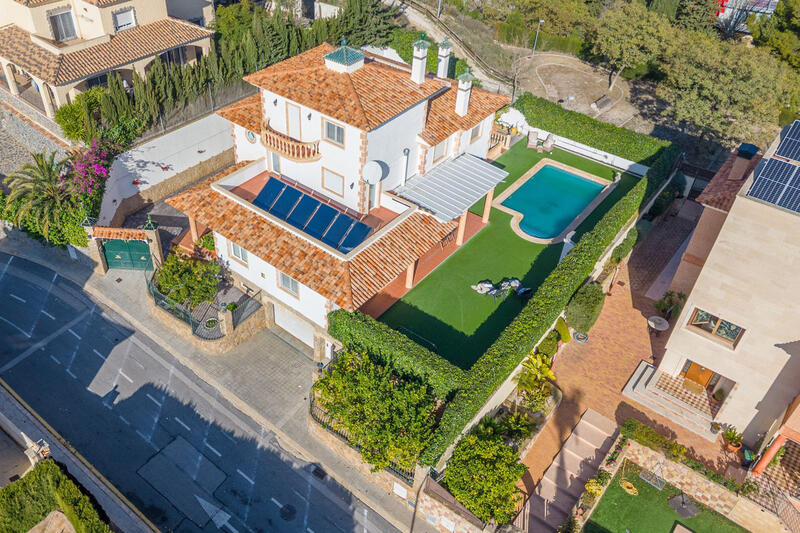 6 chambre Villa à vendre