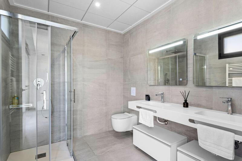 4 Cuarto Villa en venta