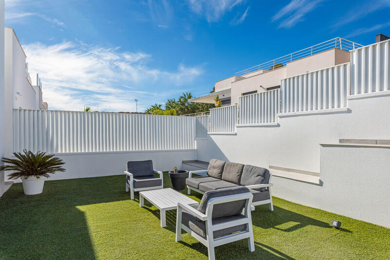 4 Cuarto Villa en venta
