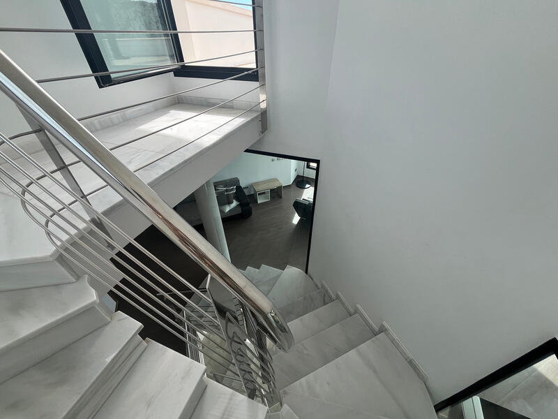 4 Cuarto Villa en venta