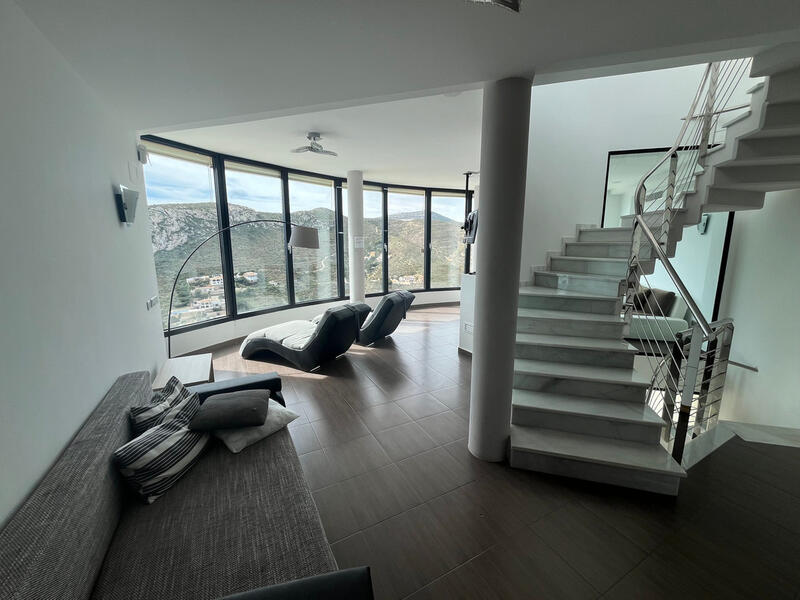 4 Cuarto Villa en venta