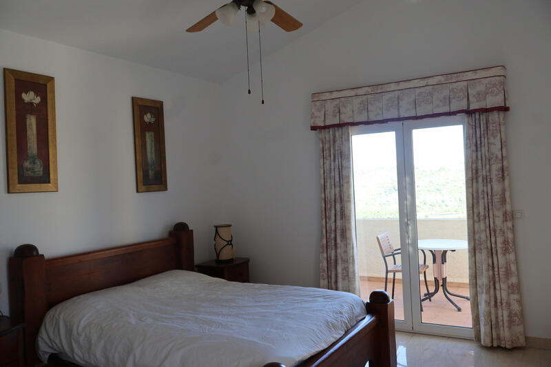 3 soveværelse Villa til salg i Denia, Alicante
