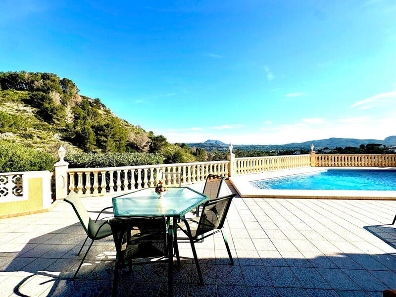 4 Cuarto Villa en venta