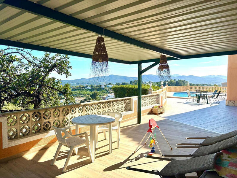 4 Cuarto Villa en venta