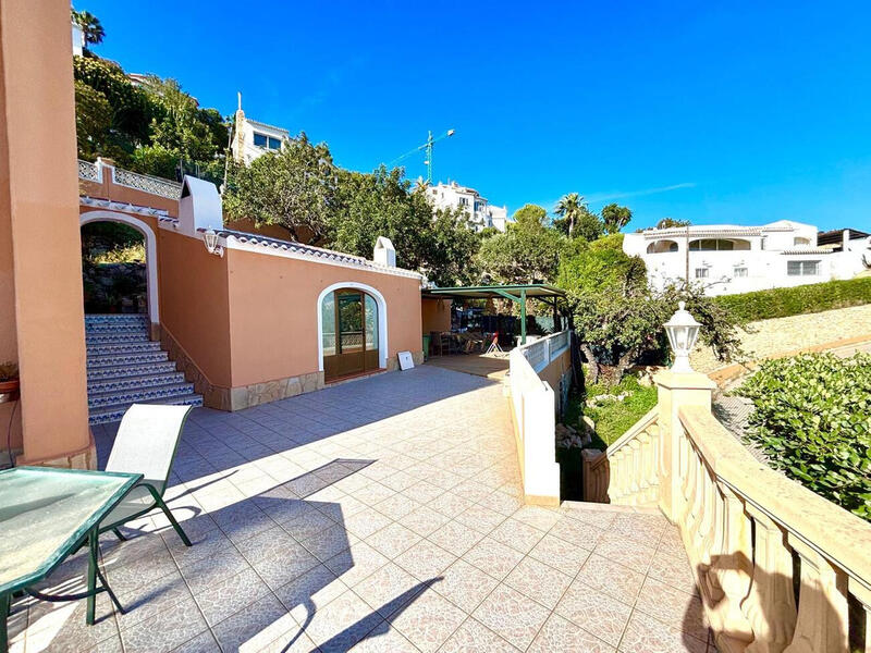 4 Cuarto Villa en venta