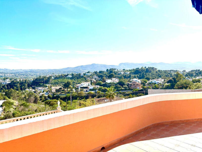 4 Cuarto Villa en venta