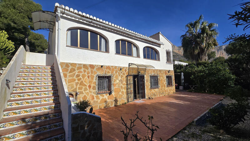 Villa zu verkaufen in Denia, Alicante