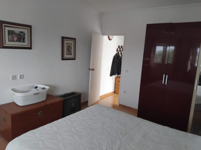 2 Cuarto Adosado en venta