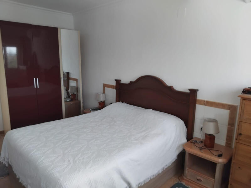 2 Cuarto Adosado en venta