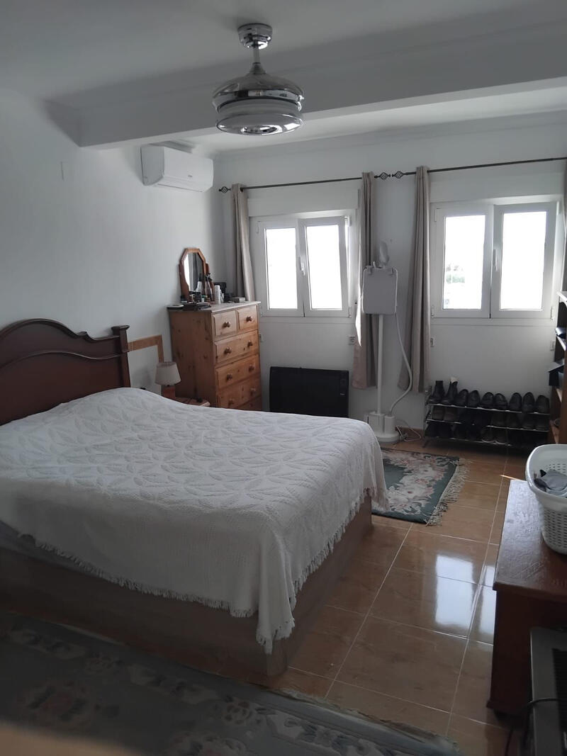 2 Cuarto Adosado en venta