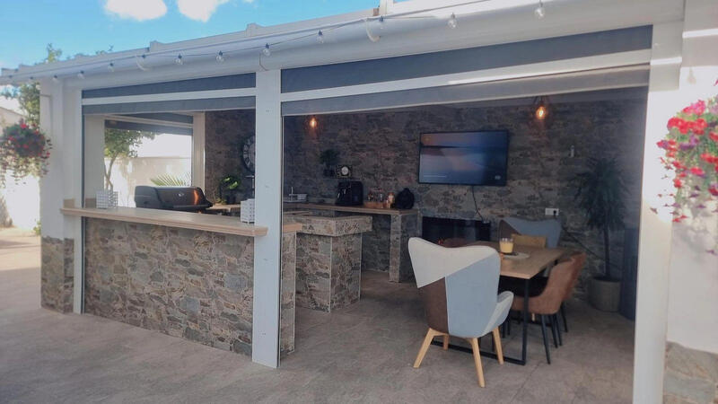 5 soveværelse Villa til salg i Torrevieja, Alicante