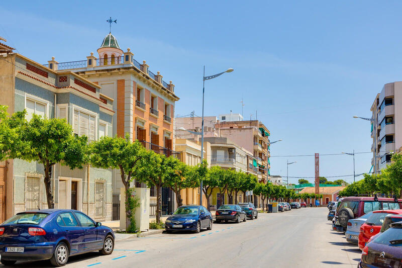 12 soveværelse Villa til salg i Callosa de Segura, Alicante