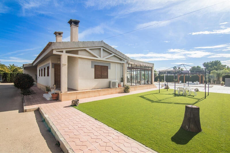 5 soveværelse Villa til salg i Elx/Elche, Alicante