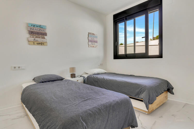 2 slaapkamer Appartement Te koop