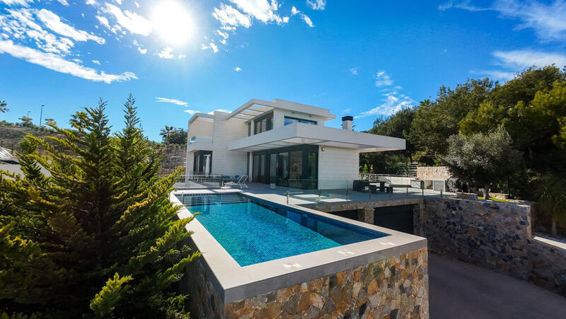 6 Cuarto Villa en venta en Las Colinas Golf, Alicante