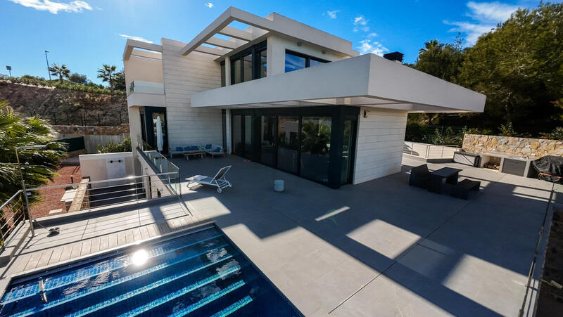 6 Cuarto Villa en venta en Las Colinas Golf, Alicante