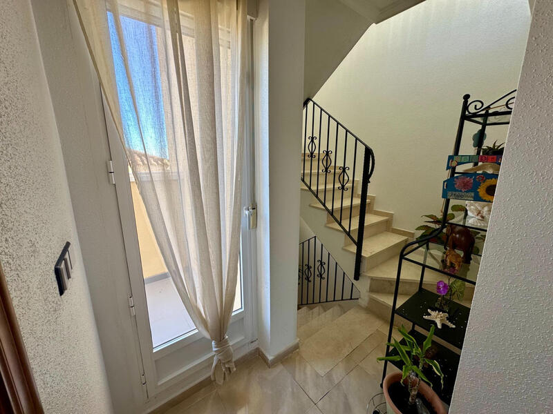 4 slaapkamer Villa Te koop