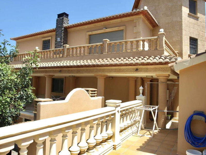 11 Schlafzimmer Villa zu verkaufen