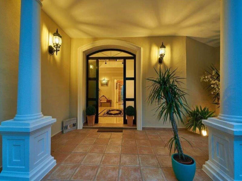 4 bedroom Villa for sale