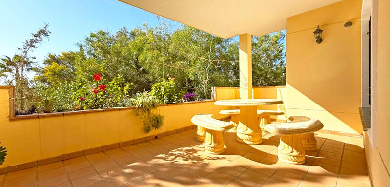 Leilighet til salgs i Campoamor, Alicante