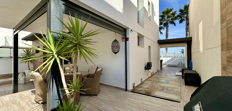 3 soveværelse Villa til salg i Cabo Roig, Alicante