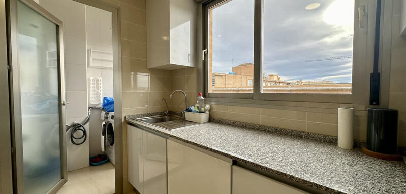 3 bedroom Apartment for sale