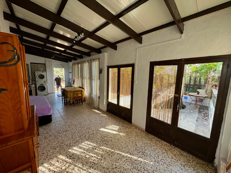 5 bedroom Villa for sale