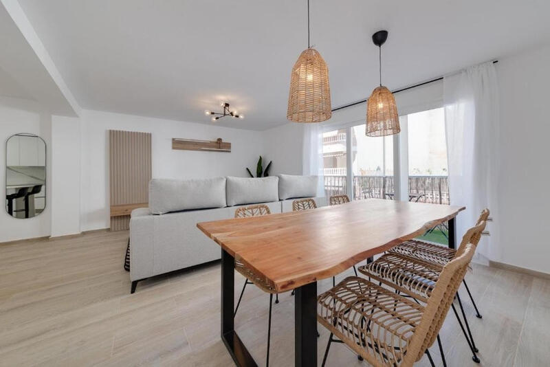 3 спальная комната квартира продается в Torrevieja, Alicante