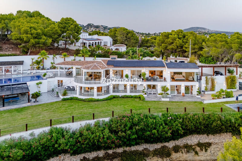 5 Schlafzimmer Villa zu verkaufen in Benissa, Alicante