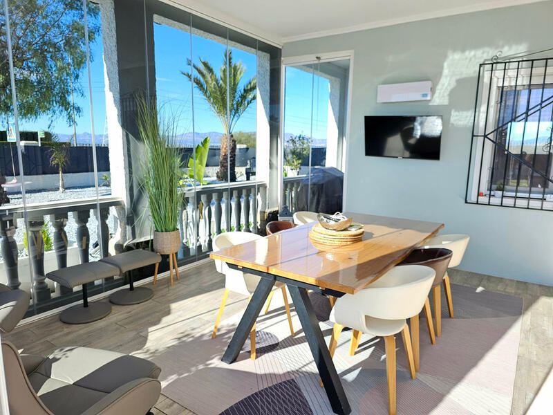 4 Cuarto Villa en venta