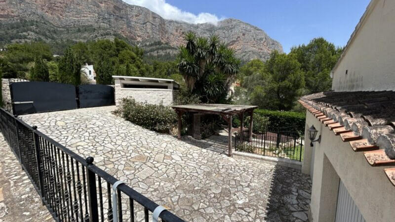4 slaapkamer Villa Te koop