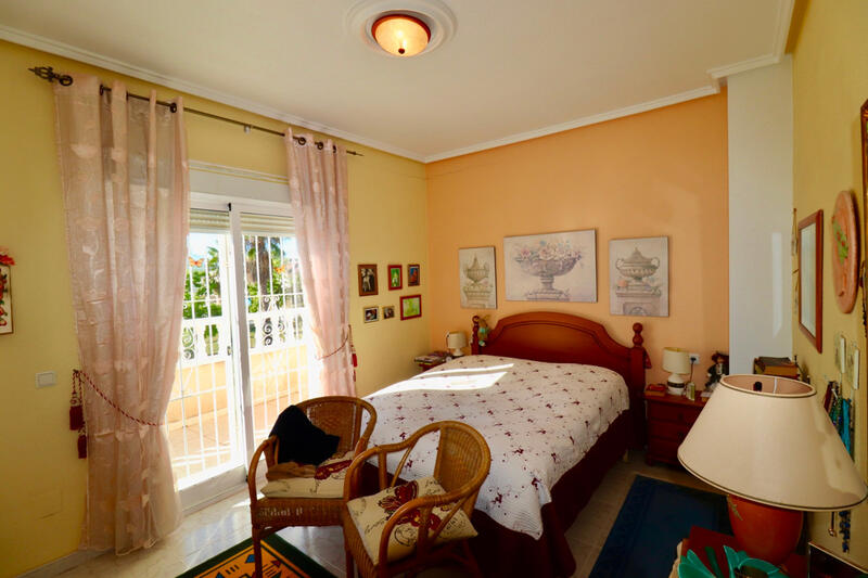 3 Cuarto Adosado en venta