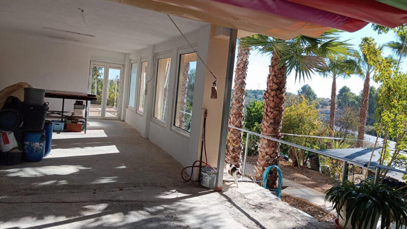 6 Schlafzimmer Landhaus zu verkaufen in La Nucia, Alicante