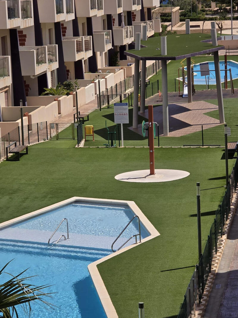 Apartamento en venta en Mil Palmeras, Alicante