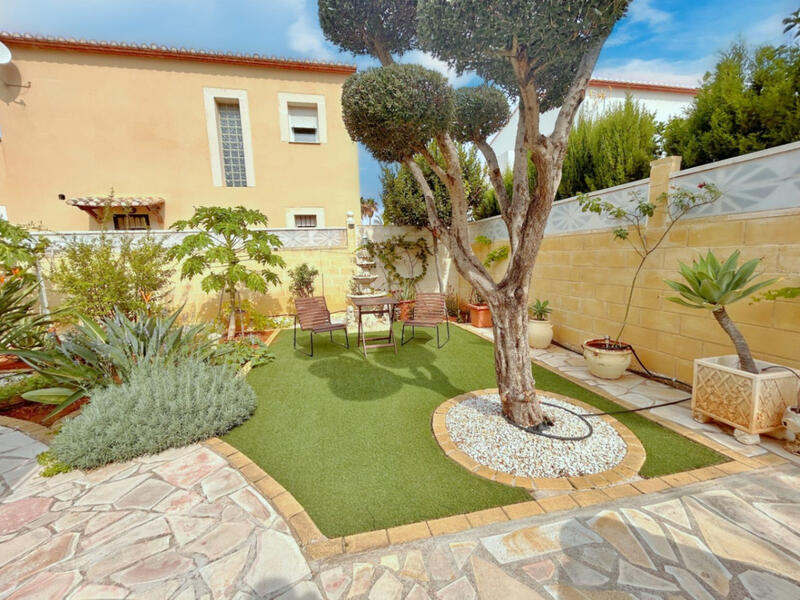 3 Cuarto Villa en venta en Denia, Alicante